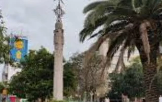 Vista de cruz ubicada en Camins del Grau en València